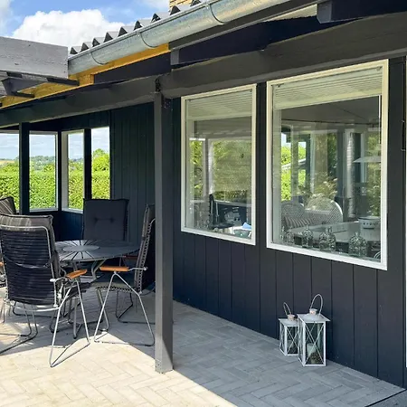 2 Bedroom Pet Friendly In * 로스킬레