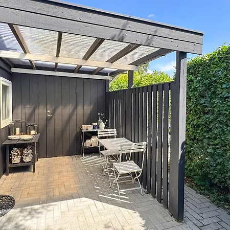 2 Bedroom Pet Friendly In Сasa de vacaciones Roskilde