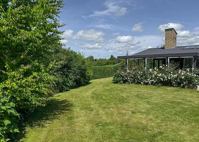 2 Bedroom Pet Friendly In Дом отдыха