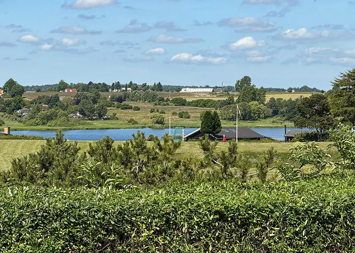 2 Bedroom Pet Friendly In Дом отдыха *