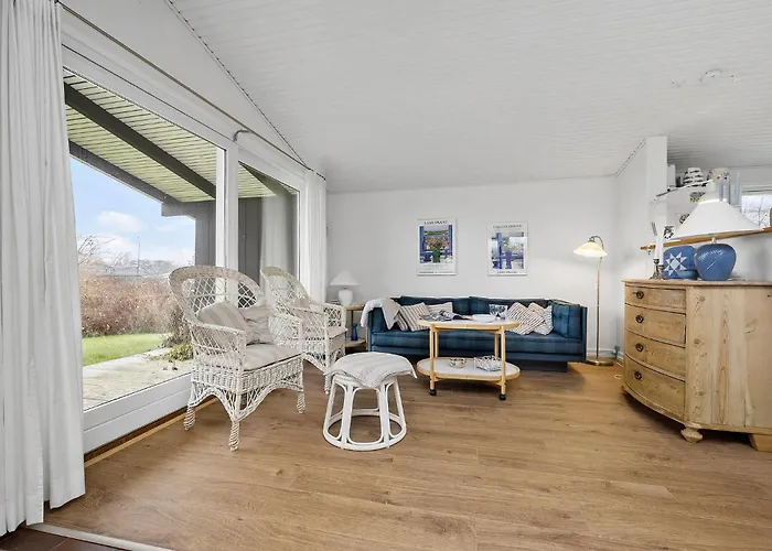 2 Bedroom Pet Friendly In Дом отдыха *